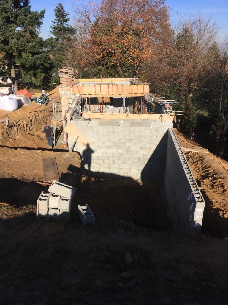 Construction mur de soutènement,Maçon pour mur de soutènement,Mur de soutènement en béton,Devis mur de soutènement,Prix mur de soutènement,Réparation mur de soutènement,Entreprise spécialisée mur de soutènement,Mur de soutènement paysager,Mur de soutènement en pierre,Stabilisation de terrain avec mur de soutènement,Installation mur de séparation,Mur de séparation en parpaing,Prix mur de séparation,Entreprise mur de séparation,Maçonnerie mur de séparation,Construction mur de séparation extérieur,Mur de séparation design,Délimitation de terrain avec mur,Mur de séparation jardin,Construction mur de clôture en pierre,Mur de clôture moderne,Clôture en parpaing,Prix mur de clôture,Maçon pour mur de clôture,Mur de clôture béton décoratif,Installation mur de clôture extérieur,Mur de clôture design,Mur pour délimitation de propriété,Maçonnerie mur de clôture,Mur de séparation en béton,Construction de murs extérieurs,Maçon professionnel mur,Murs en pierre naturelle,Mur en parpaing,Clôture en béton,Mur de séparation avec fondation,Mur sur mesure,Devis construction mur,Rénovation mur extérieur,Réparation mur de séparation,Quel type de mur choisir pour une clôture ?,Combien coûte un mur de séparation en béton ?,Artisan maçon pour construction de murs en pierre,Installer un mur de séparation dans un jardin,Mur de séparation,Mur de clôture,Créer une séparation avec mon voisin