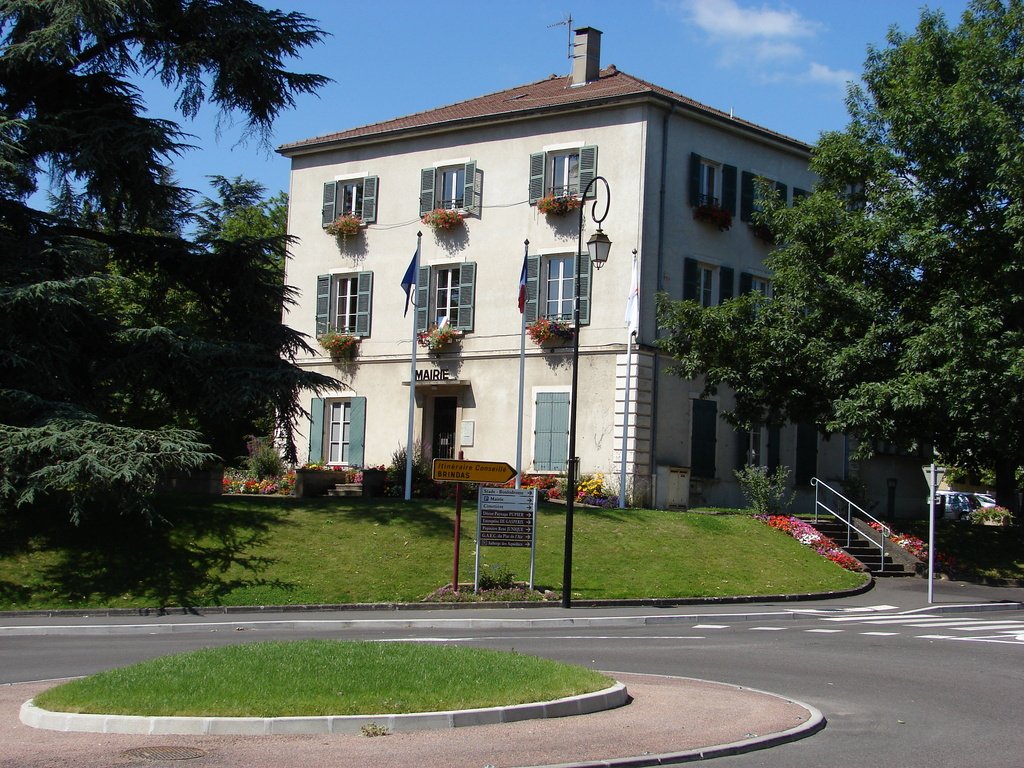 Mairie de la ville de Chaponost 69630 situé dans l'Ouest Lyonnais dans la périphérie de Lyon